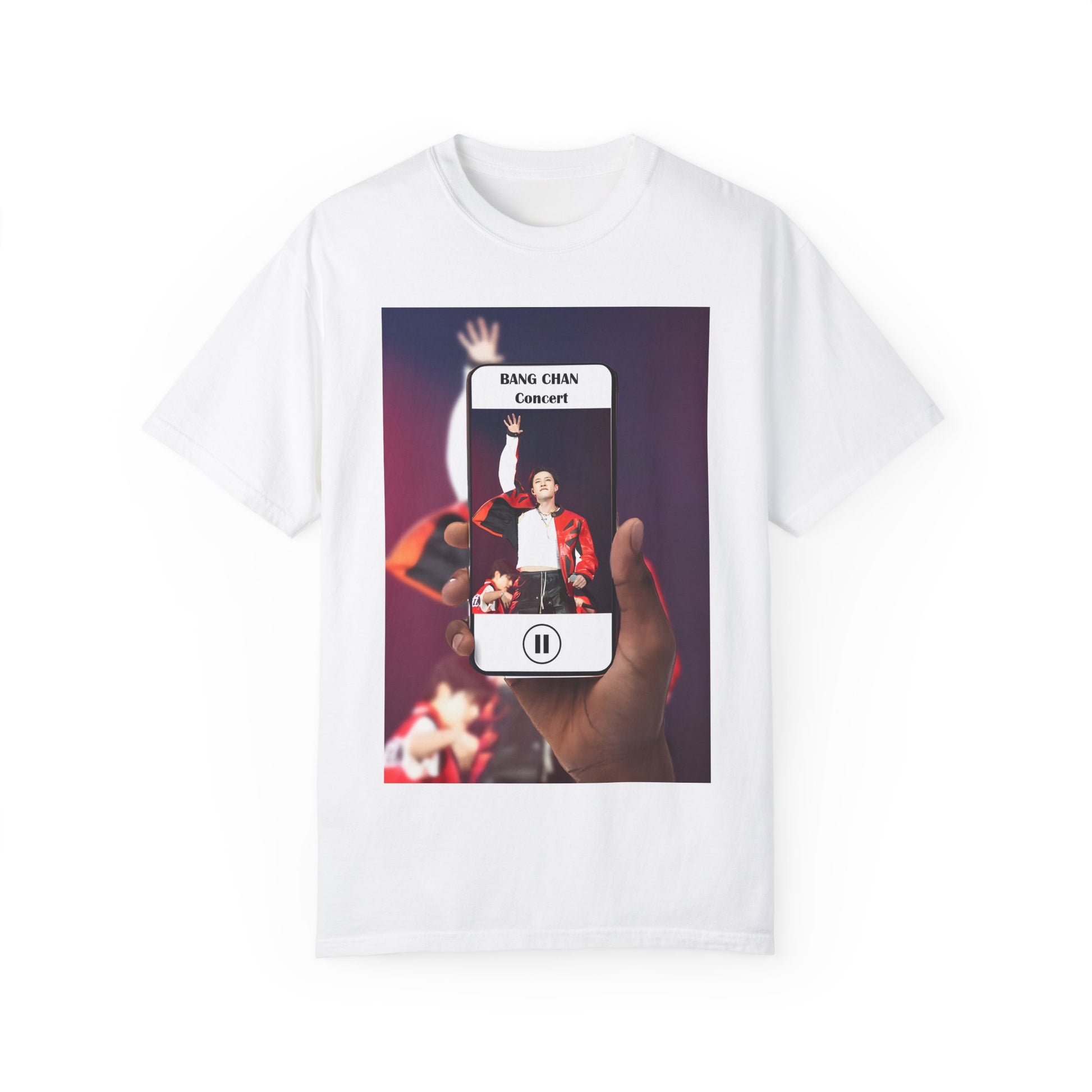 Flat Bang Chan Stray Kids Unisex T-Shirt in white – Live in Motion. A dynamic concert-inspired design featuring Bang Chan mid-performance, framed within a phone screen with a video player effect. The blurred background and stage lighting enhance the immersive, live-performance feel. ModeK Vetements.