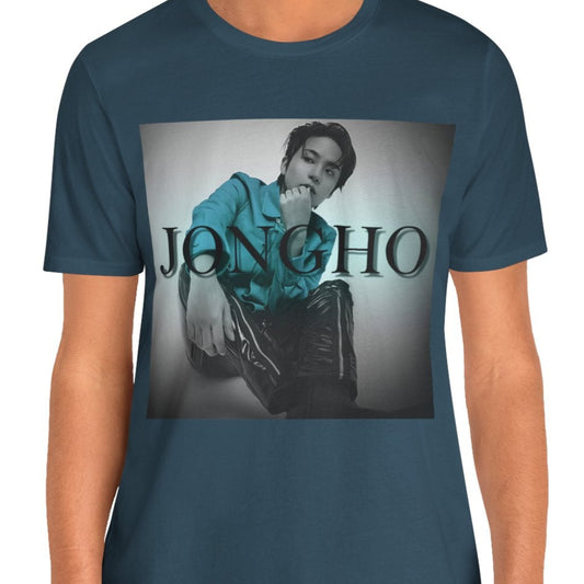 Jongho ATEEZ Unisex T-Shirt in deep teal, featuring a bold teal contrast against a monochrome backdrop. His unwavering gaze and strong posture exude quiet strength. ModeK Vetements.