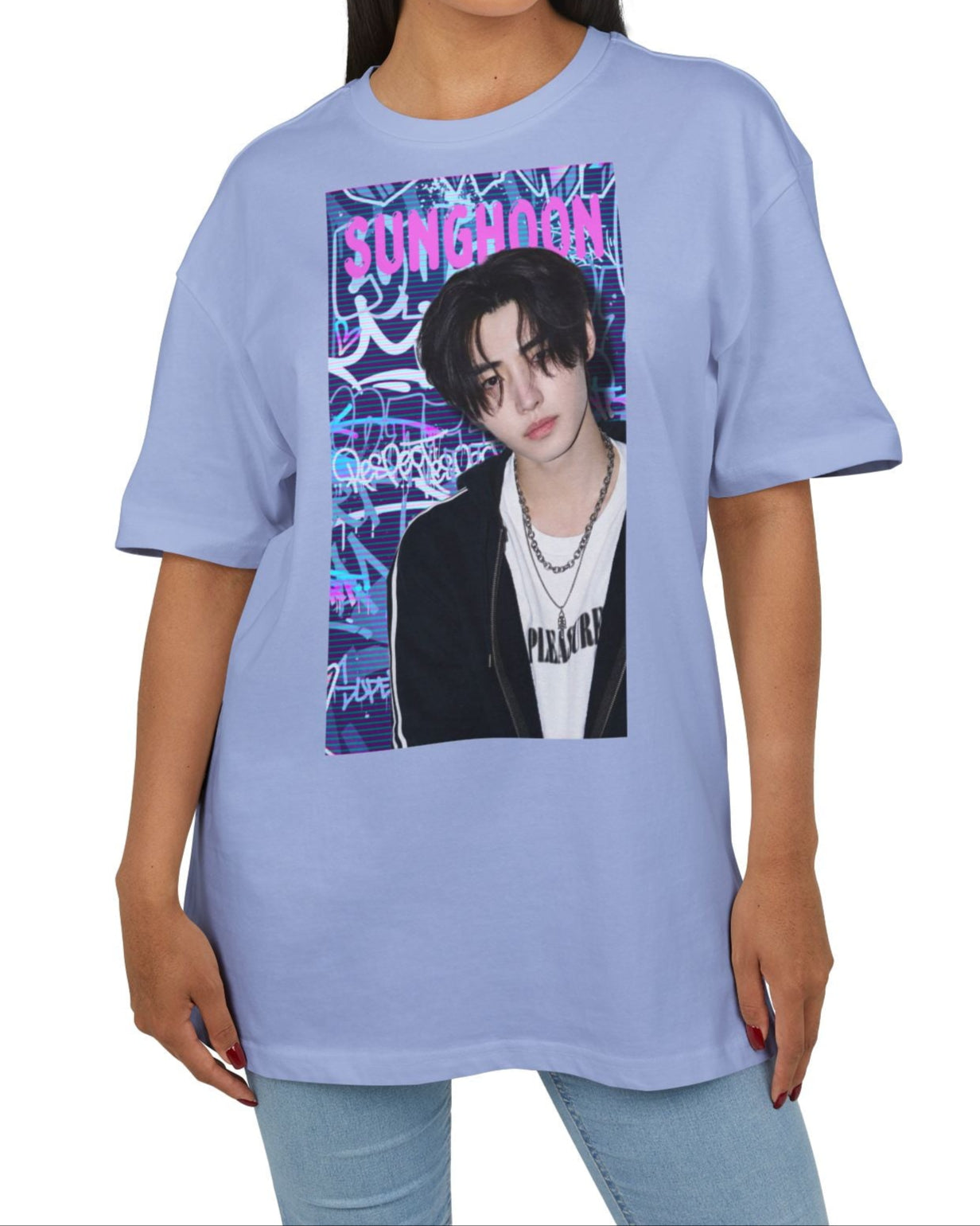 Unisex oversized heavy cotton T-shirt in viola blue, featuring Sunghoon of ENHYPEN against a violet-blue graffiti backdrop with scan line overlay. From ModeK Vetements.