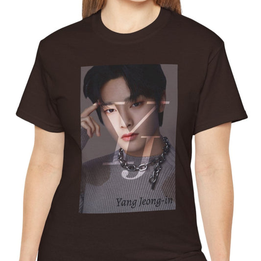 Yang Jeong-in I.N Stray Kids unisex cotton t-shirt in dark chocolate, featuring a Y and J layer mask effect that reveals highlights of his face. Includes a silver chain and a gray sweater with brown circular parts made using intarsia knitting. Printed on 100% US cotton, ethically made and Oeko-Tex certified. ModeK Vetements.
