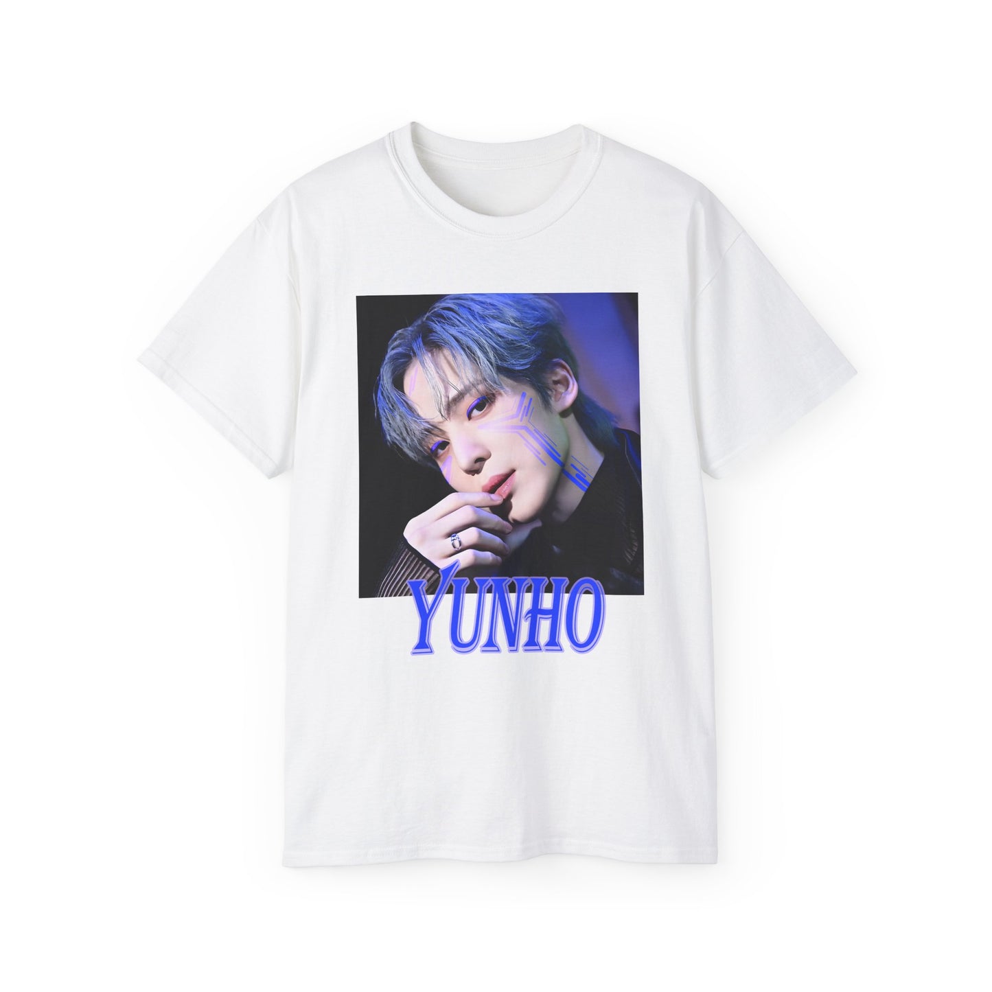 Draped Yunho ATEEZ graphic t-shirt in white, featuring a blue cyberpunk portrait with glowing circuit-like lines across his cheekbones, matching blue eyelids, silver ring, and transparent sleeve. Styled with cool-toned hair and a futuristic atmosphere. From ModeKVetements.